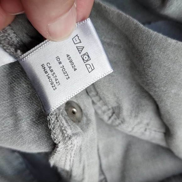 LOFT Modern Skinny Crop Gray Stretch Jeans Size 8 - Picture 9 of 9